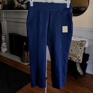 NWT St Johns Bay sz 4 blue mid rise capri
